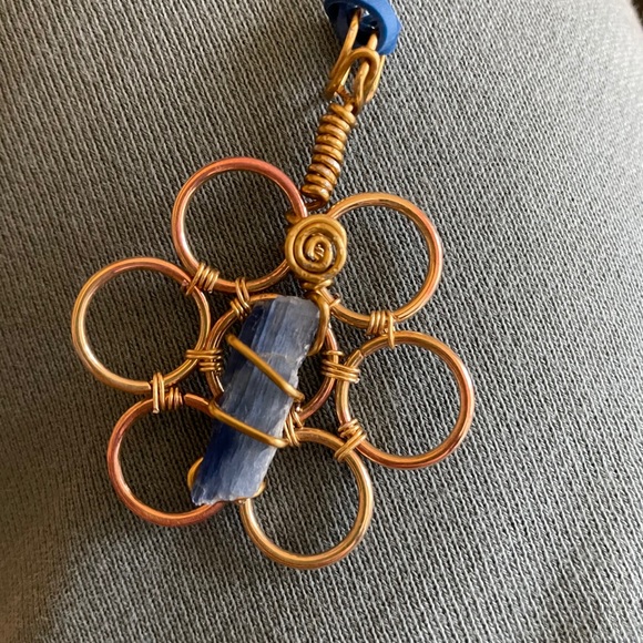 Blue kyanite rock pendant - homemade ♡♡ - Picture 4 of 4
